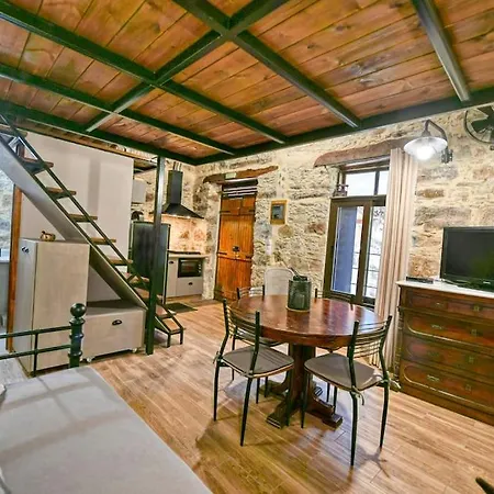 Pefkopetro Loft 하니아