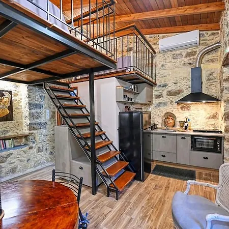 Pefkopetro Loft * La Canée