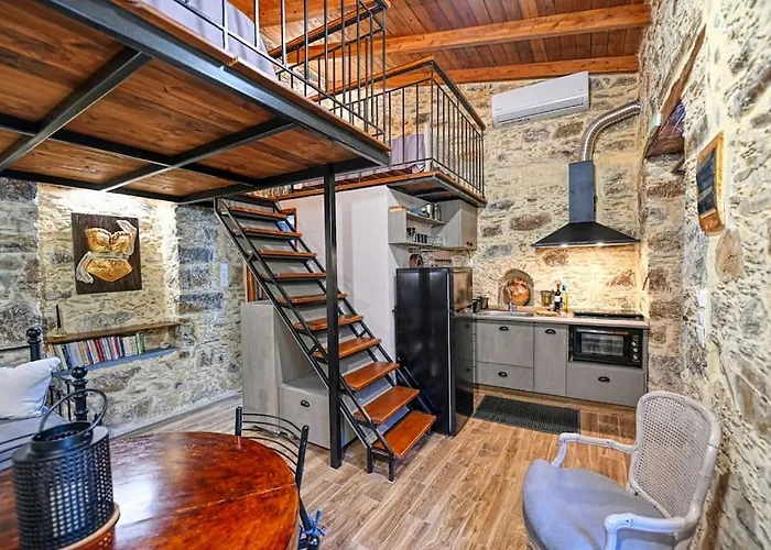 Pefkopetro Loft * ハニア